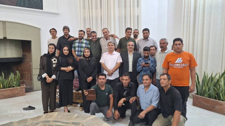 نشست صمیمی مدیرعامل شرکت پرچم بار با پرسنل سیرجان